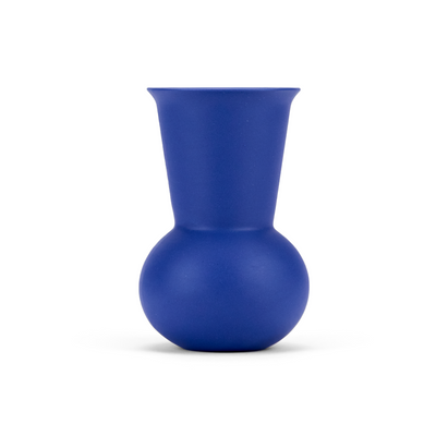 One Dark Blue colored TUYO tequila sipping glass